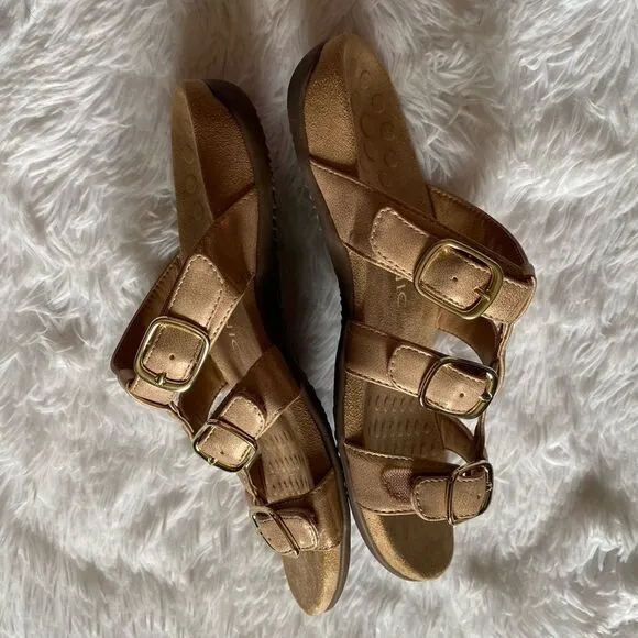 Vionic Misa Rose Gold Strappy Slip on Sandals Womens Size 9 Wide