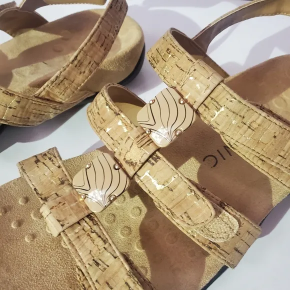 Vionic orthopedic amber cork tan sandals size 8