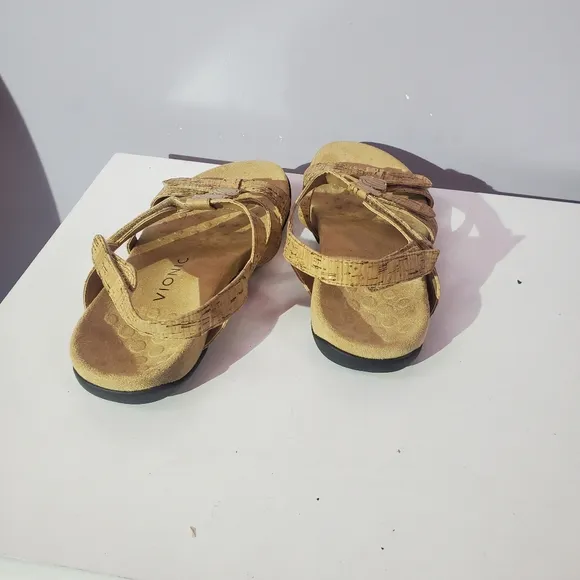 Vionic orthopedic amber cork tan sandals size 8
