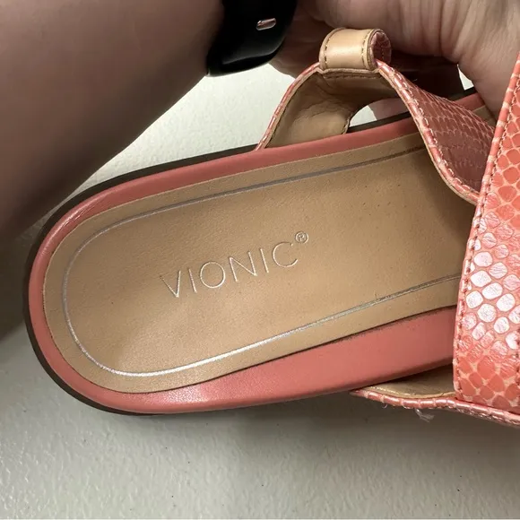 Vionic Pink Embossed Leather Ella Slingback Summer Beach Casual Sandals Size 9.5