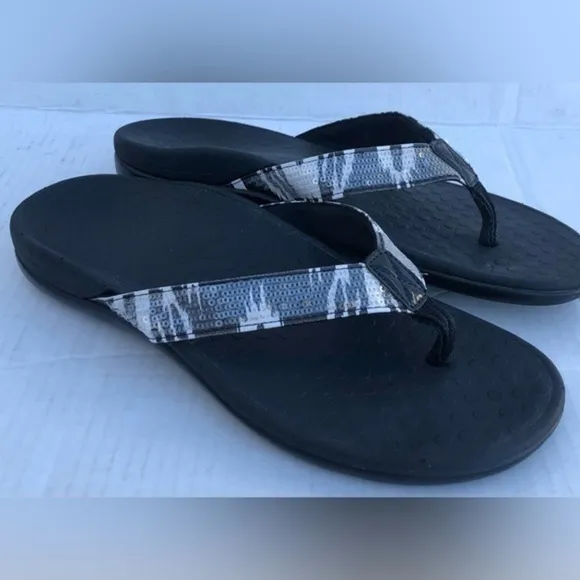 Vionic tide ll sequins sandals