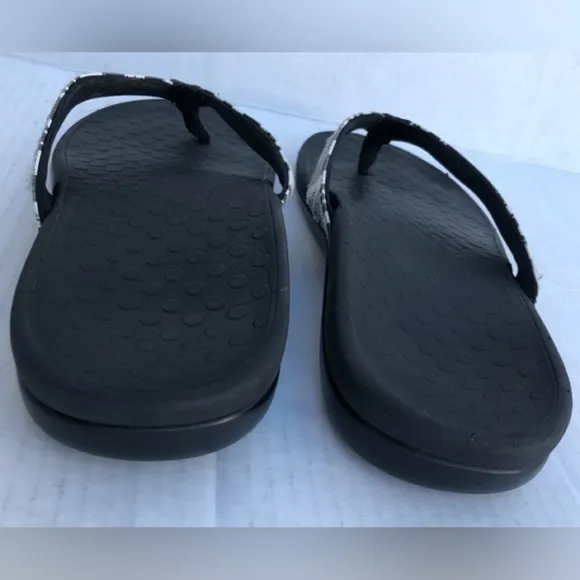 Vionic tide ll sequins sandals