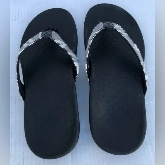 Vionic tide ll sequins sandals