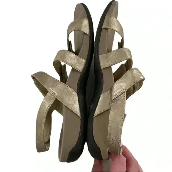 Vionic womens Cathy sandals size 7 38 bronze leather walking comfort orthopedic