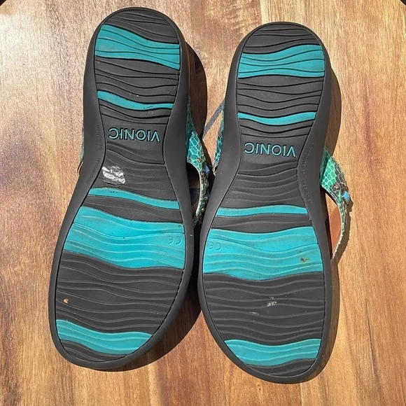 Vionic Women’s Floriana Sandals Teal Snake Size 9