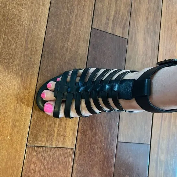 Vionic Black Sami Leather Sandal Sz 7.5