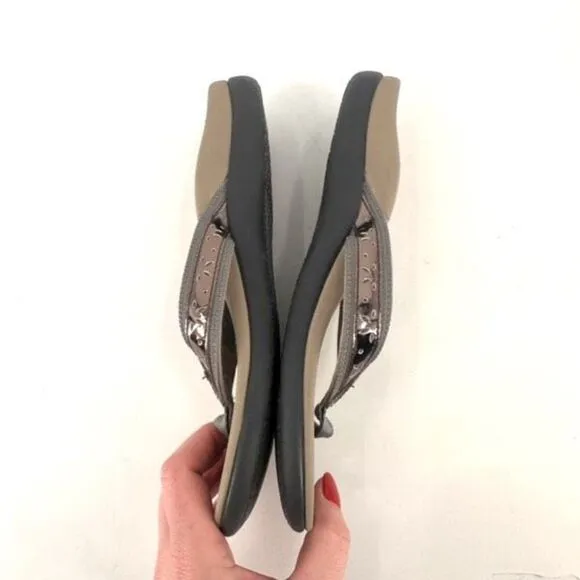 Vionic Tide Casandra Pewter Leather Sandal Flip Flop Women's US size 9