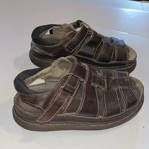 VTG- 90’s-Dr.Martens-10-Brown-leather, fisherman sandals, Velcro, 8585 doc’s.