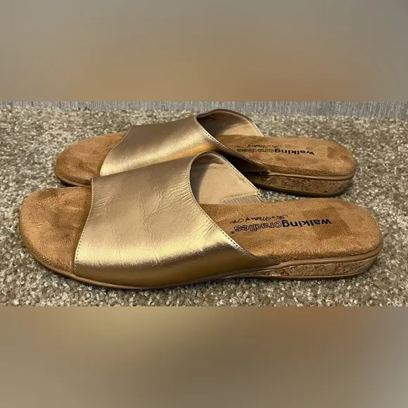 Walking Cradles Cam Soft Leather Sandals in Rose Gold size 9M