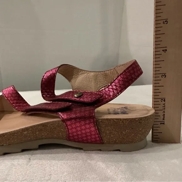 Wanda Panda Leather Metallic Berry Comfort Sandals Made in Spain 9
