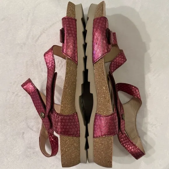 Wanda Panda Leather Metallic Berry Comfort Sandals Made in Spain 9