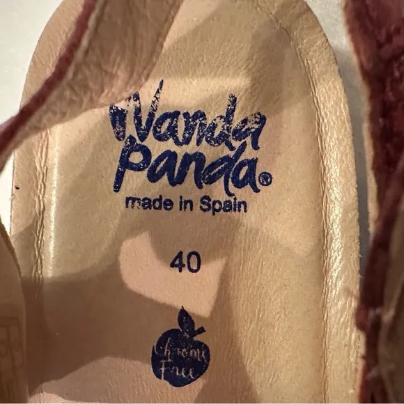 Wanda Panda Leather Metallic Berry Comfort Sandals Made in Spain 9