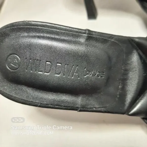 Wild Diva Lounge Womens Size 7.5 High Heel Sandal SlipOn Plush Quilt Style Black
