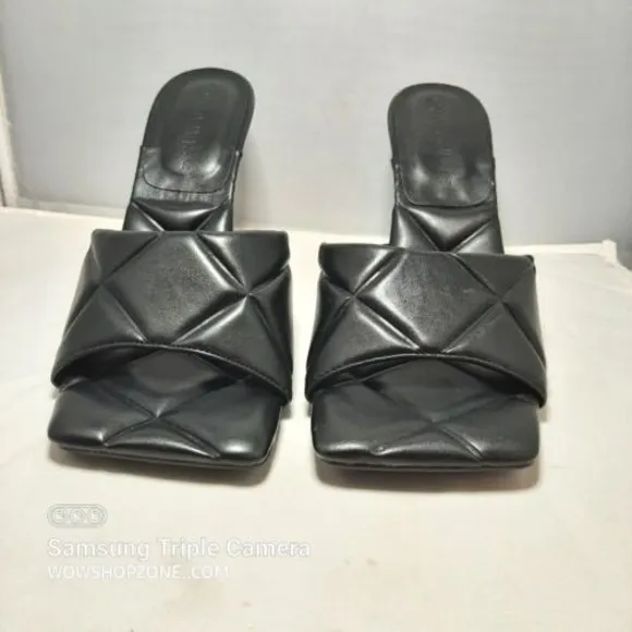 Wild Diva Lounge Womens Size 7.5 High Heel Sandal SlipOn Plush Quilt Style Black