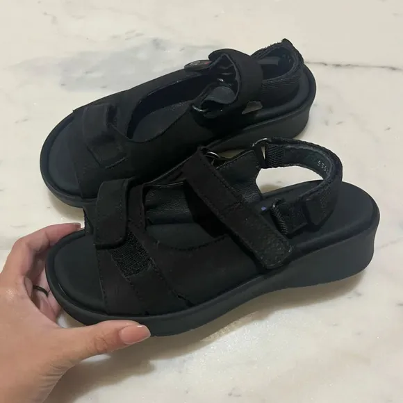 Wolky Globe (05350) Women's Sandals Black
