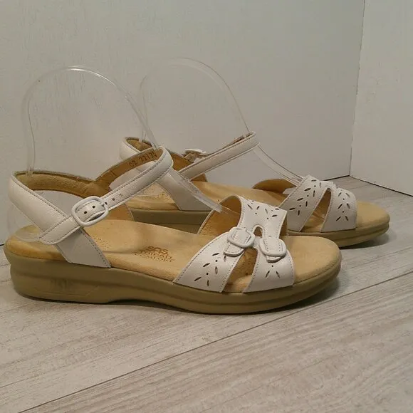 Womans SAS Duo Buckle White Leather Sandal Size 8 WW Double Wide