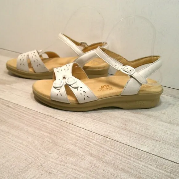 Womans SAS Duo Buckle White Leather Sandal Size 8 WW Double Wide