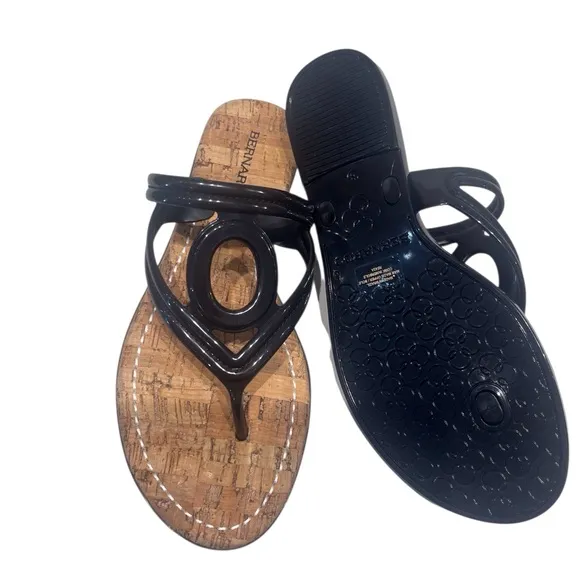 Women's Black Sandals Bernardo