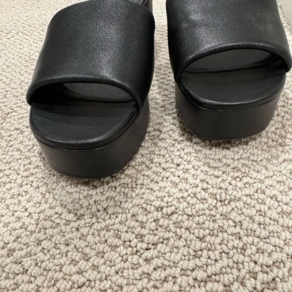 Women's Black Slide Sandals