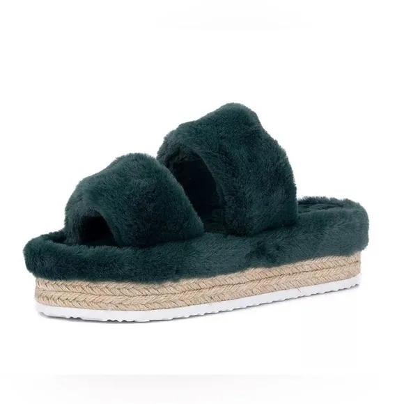 Women's Faux Fur Platform Sandals - Dark Green