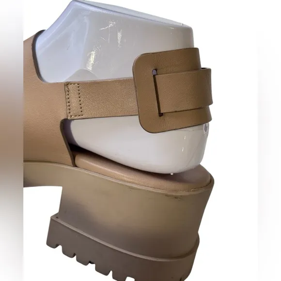Women's Robert Clergerie Tan Platform Sandals