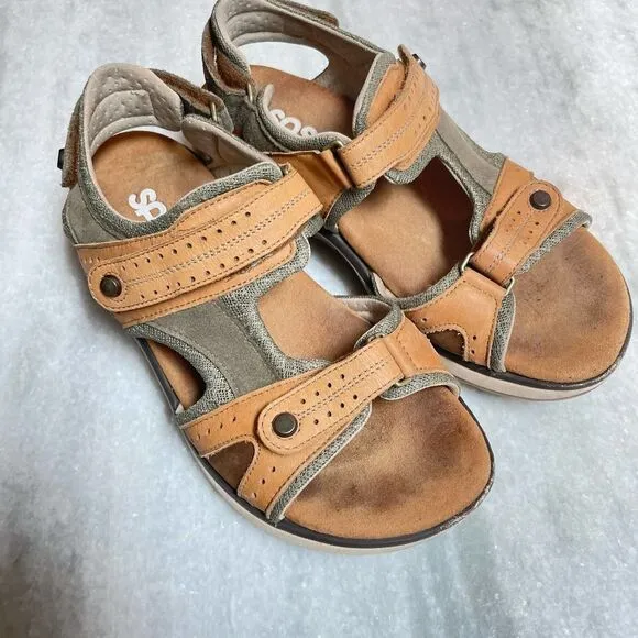 Women's SAS Leather Sports Sandals sz. 8.5