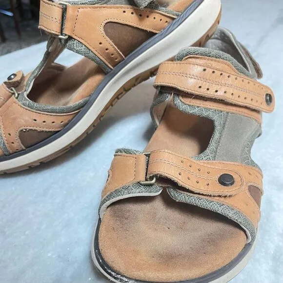 Women's SAS Leather Sports Sandals sz. 8.5