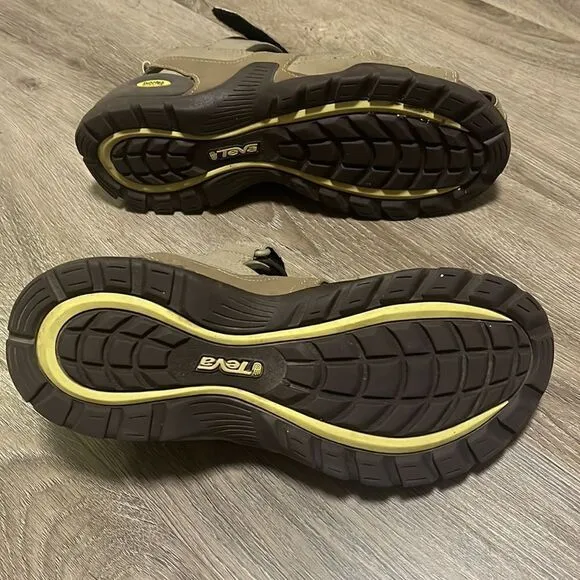 Womens TEVA Shoc Pad Sandals Size 7
