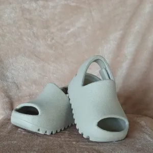 Yeezy Kids
