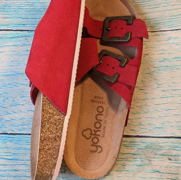 Yokono red  leather upper sandals size 8