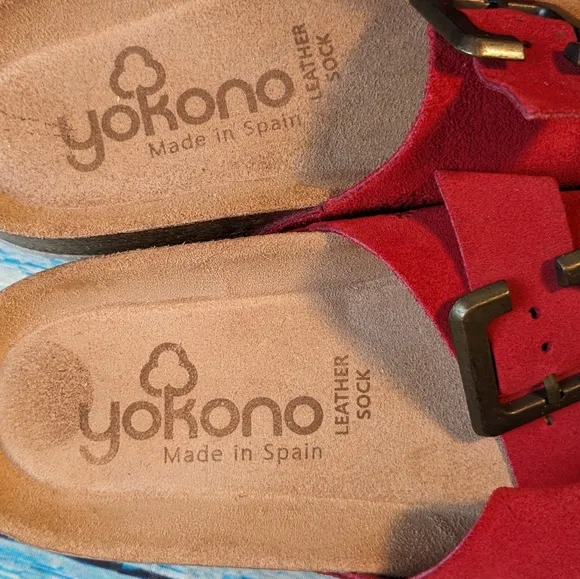 Yokono red  leather upper sandals size 8