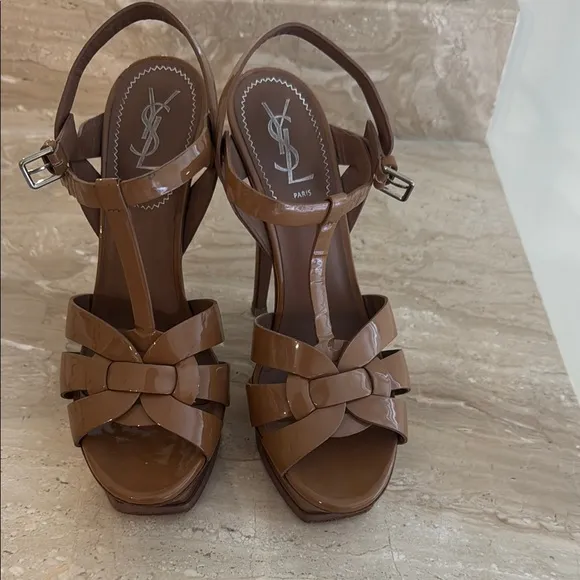 Yves Saint Laurent Women's Brown Patent Leather Sandals YSL