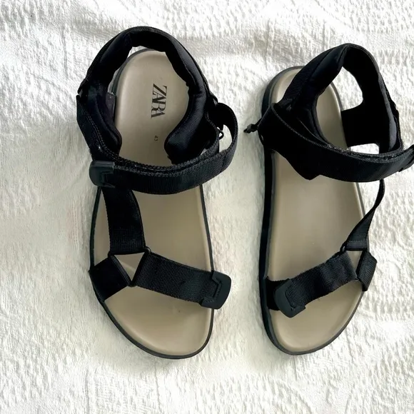 ZARA: EXCELLENT Condition Men Comfortable Sport Black Sandals Sz43 Euro